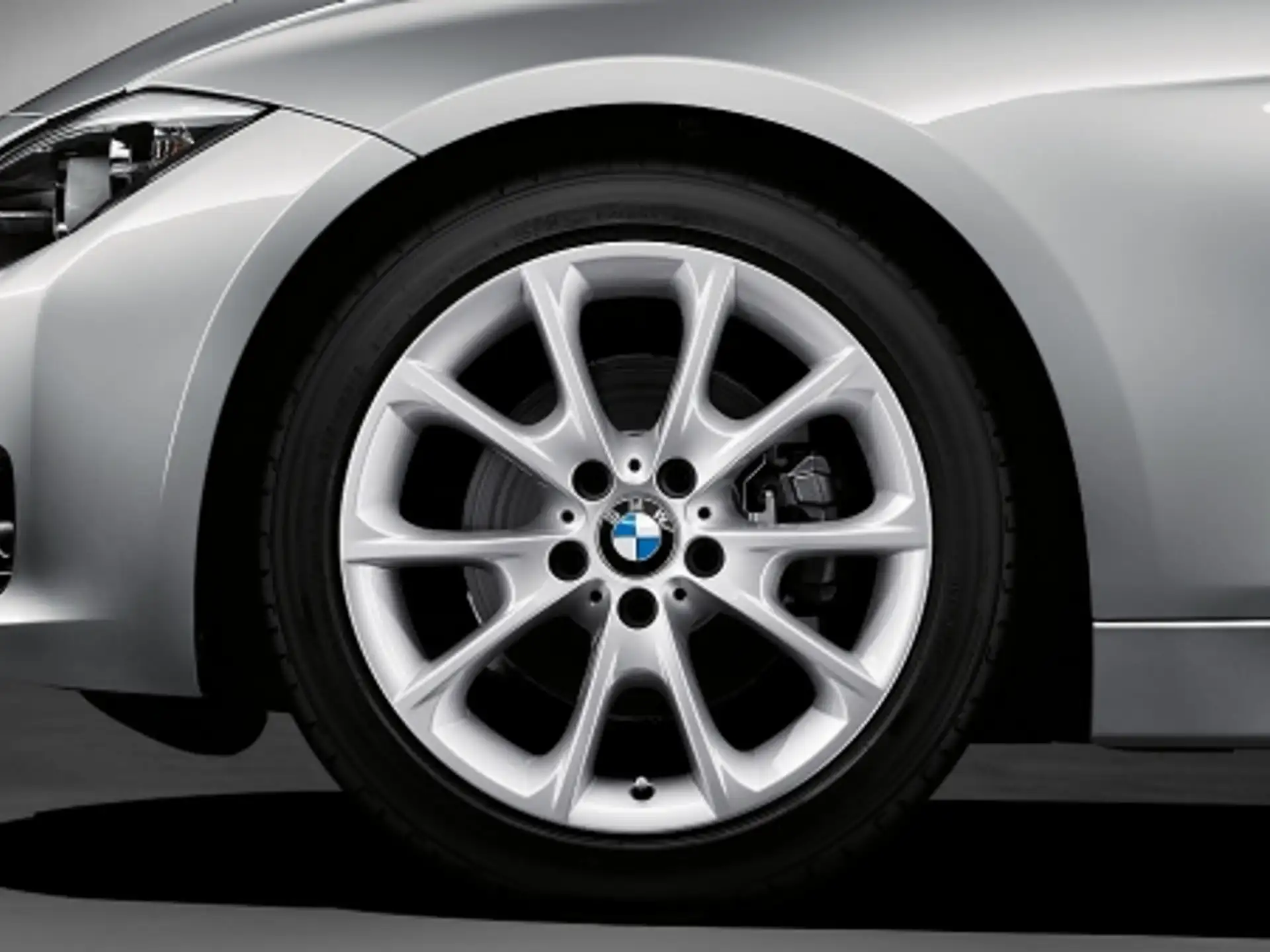 BMW Alufelge V-Speiche 398 18 Zoll silber