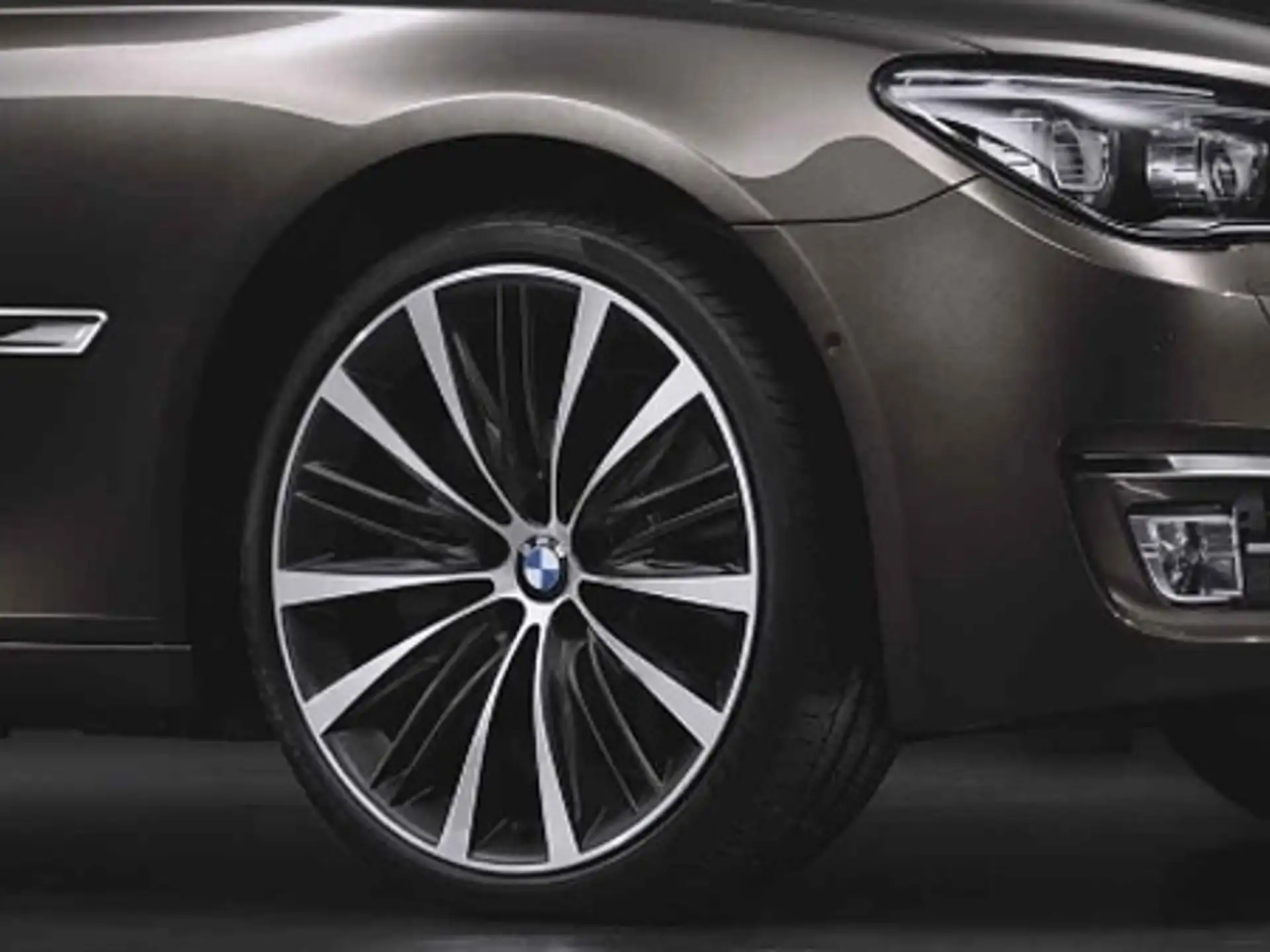 BMW Alufelge V-Speiche 463 ferricgrey/glanzgedreht 10Jx21 ET41 5er F07 GT 7er F01/F02/F04