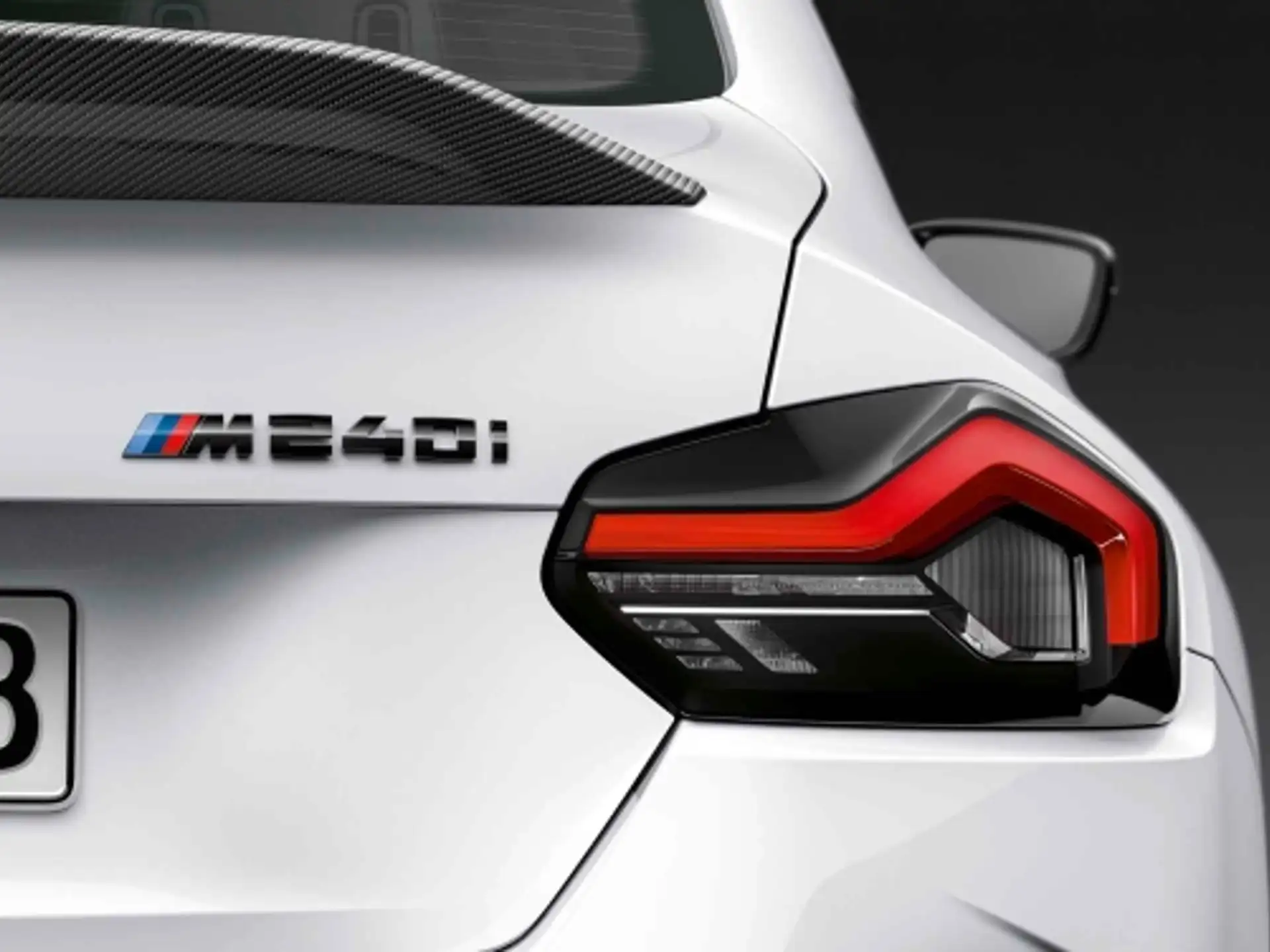 BMW M240i Schriftzug 2er G42
