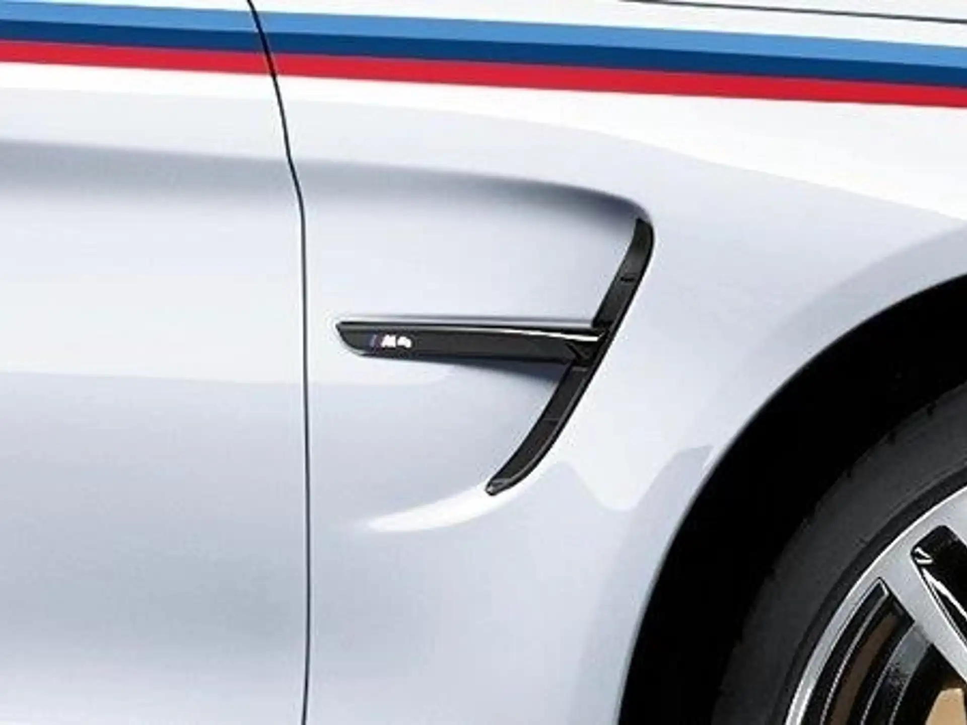 BMW M Performance Zierstäbe Seitenwand hochglanz schwarz M4 F82 F83