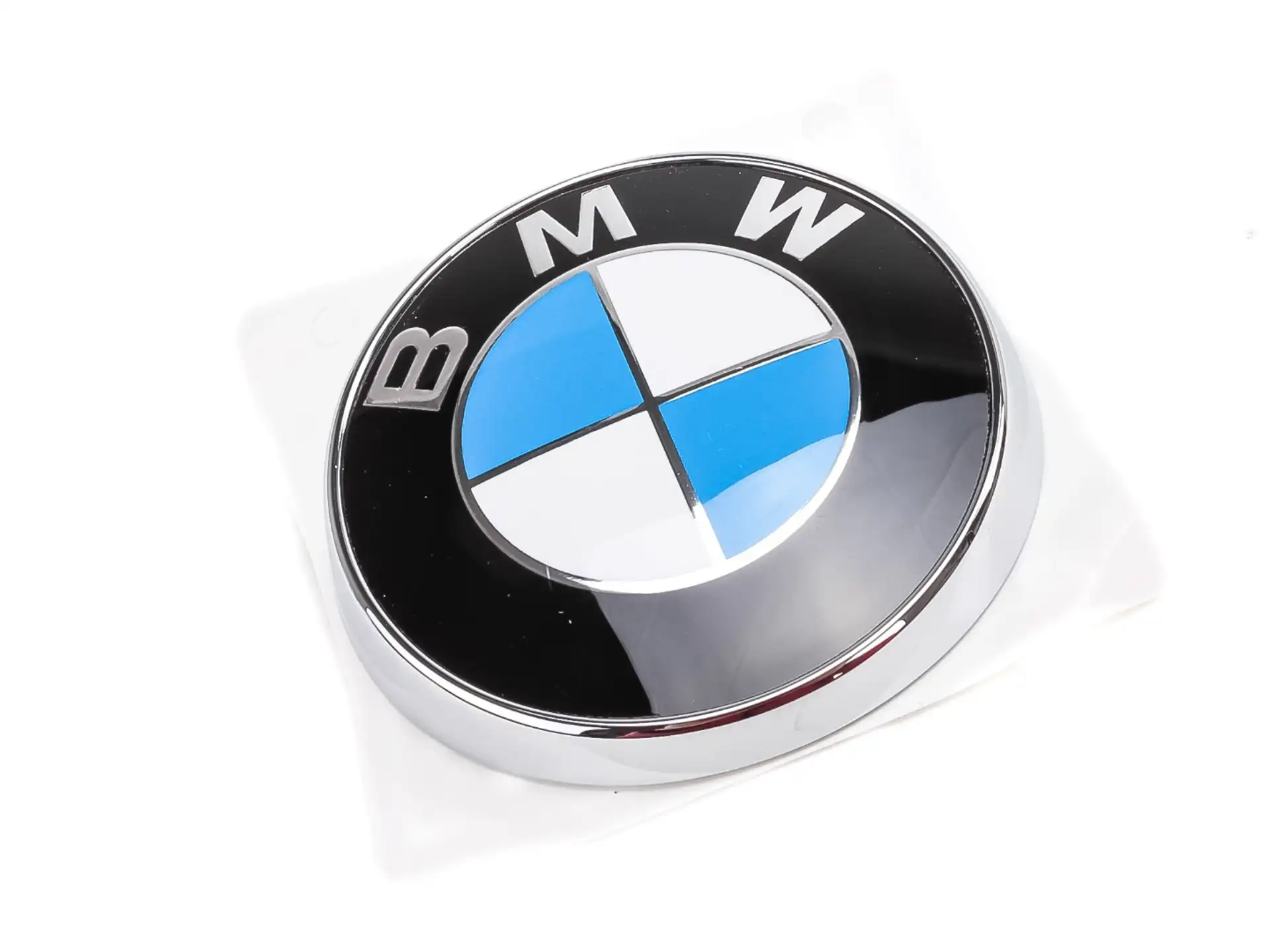 BMW Emblem geklebt E46 K43 51148240128