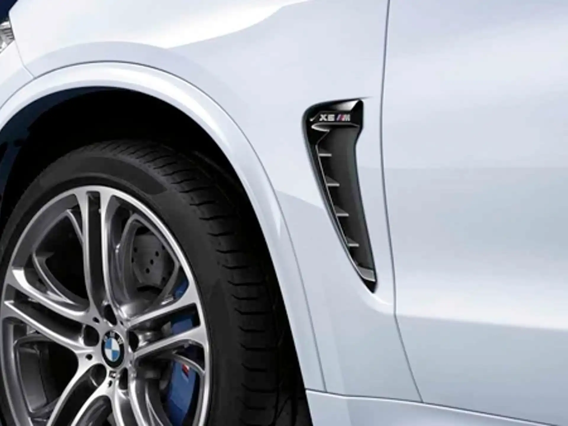 BMW M Performance Zierstäbe Seitenwand hochglanz schwarz X5M F85