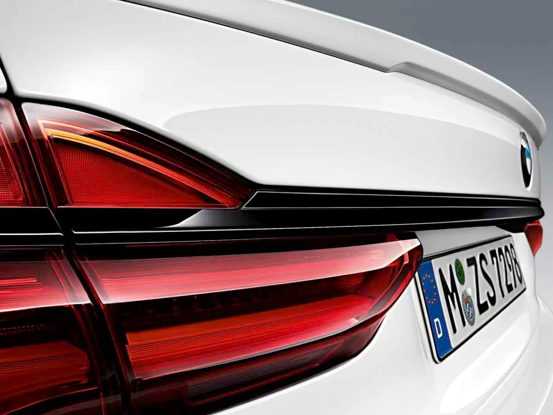 BMW M Performance Zierleiste Heck 7er G11 G12