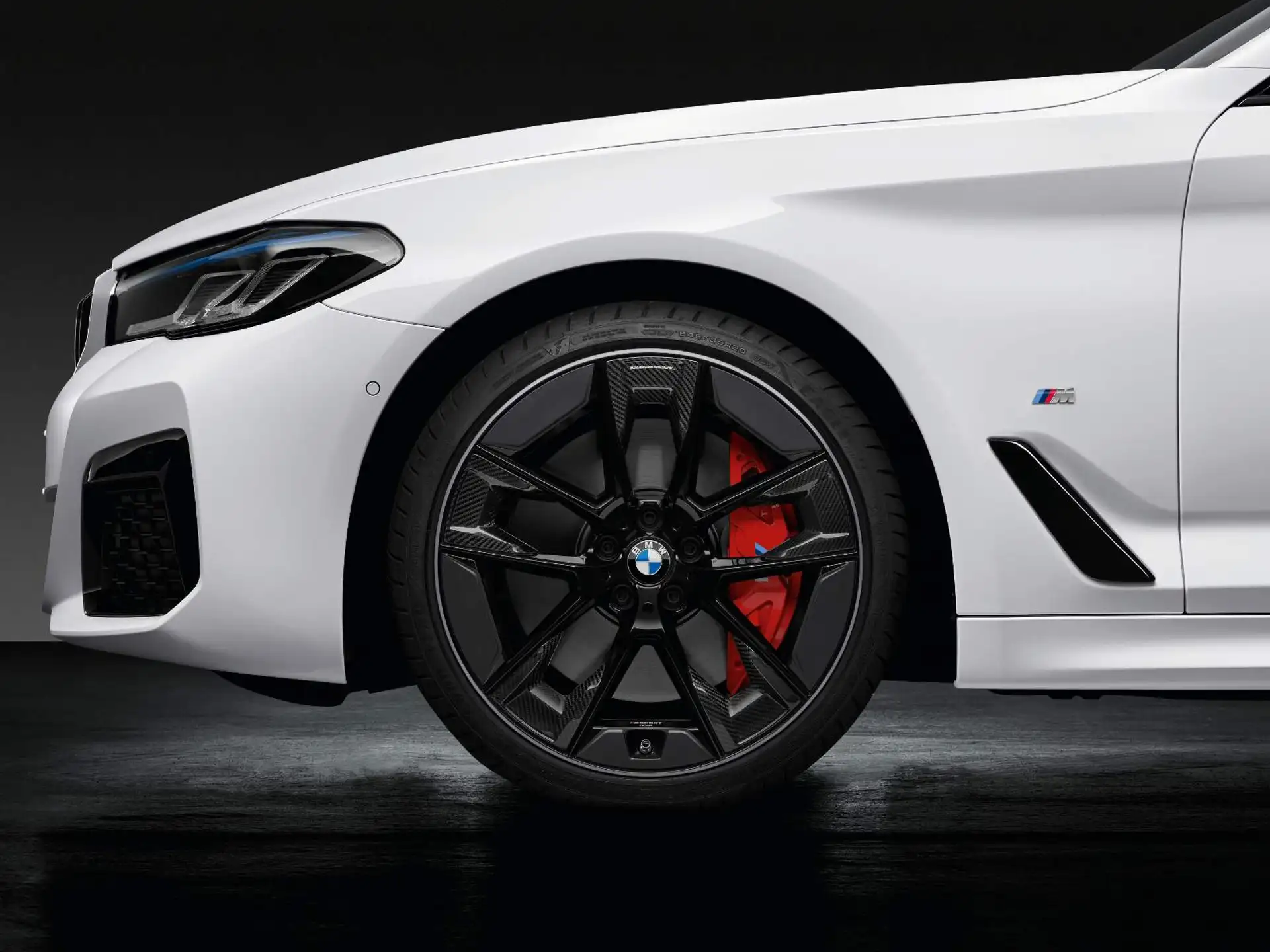 BMW Alufelge M Aerodynamik 1001 jet black matt 8Jx20 ET29 5er G30 G31