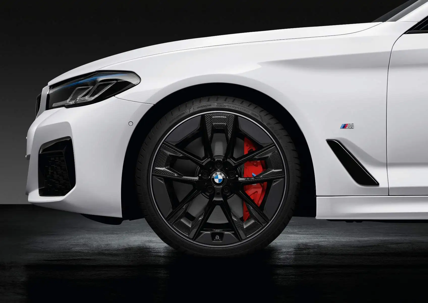 BMW Alufelge M Aerodynamik 1001 jet black matt 8J ET29 5er G30 G3