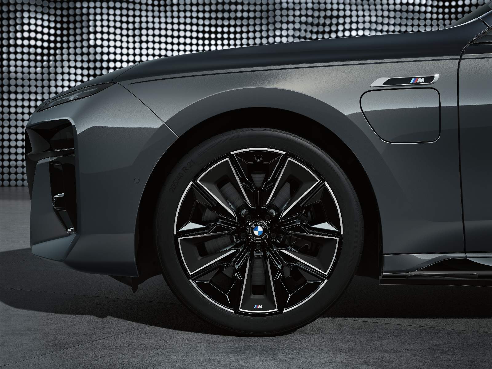 BMW Alufelge M Aerodynamik 909 bicolor (jet black uni/hochglanzpoliert) 9Jx21 ET24 7er G70