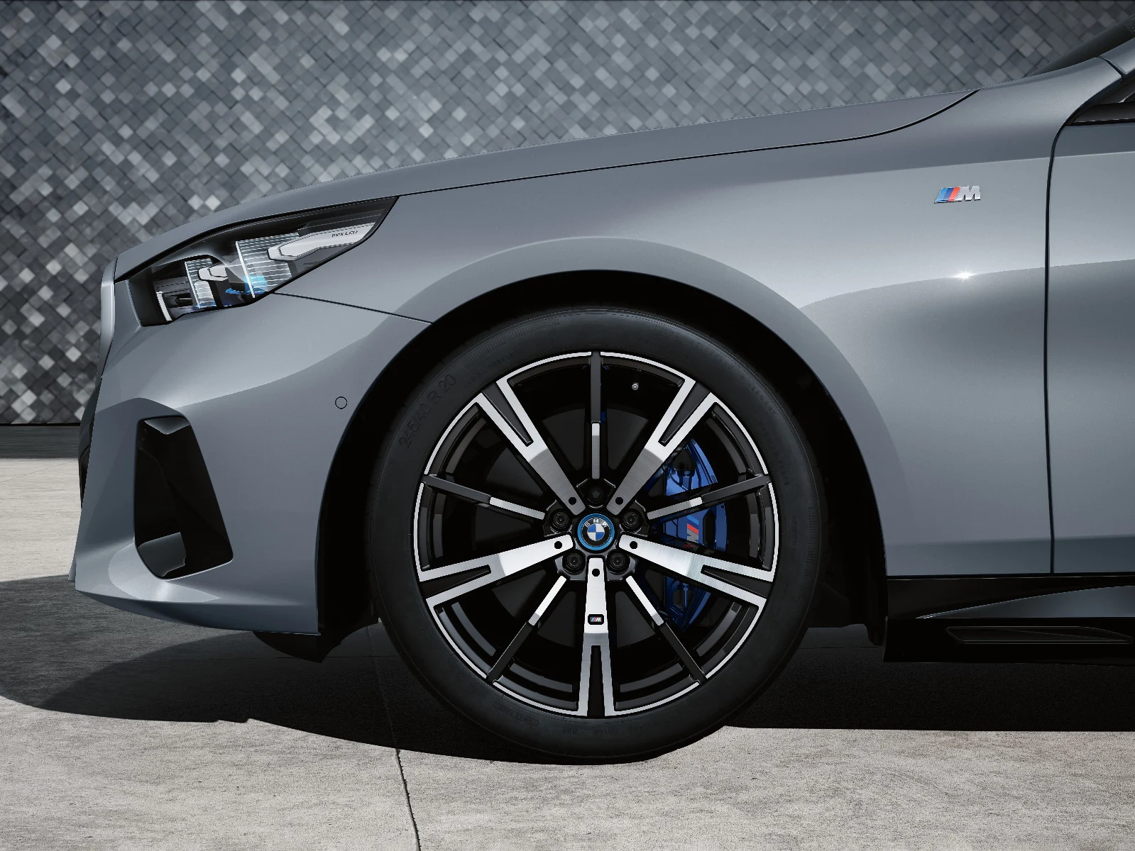 BMW Alufelge Sternspeiche 938M bicolor (jetblack uni/glanzgedreht) 8,5Jx20 ET28 5er G60 G61