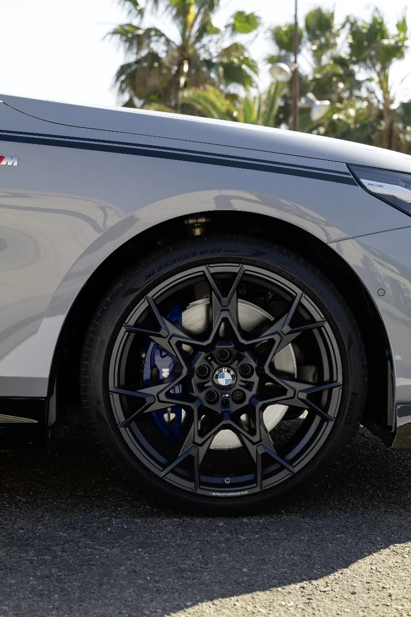 BMW Alufelge Aerodynamik 954i bicolor (jetblack uni/glanzgedreht) 9,5Jx21 ET47 5er G60 G61