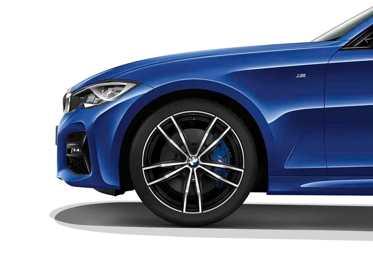 BMW Sommerkompletträder M Doppelspeiche 791 bicolor (jetblack uni / glanzgedreht) 19 Zoll RDCi 2er G42 3er G20 G21 4er G22 G23 Pirelli (Mischbereifung)