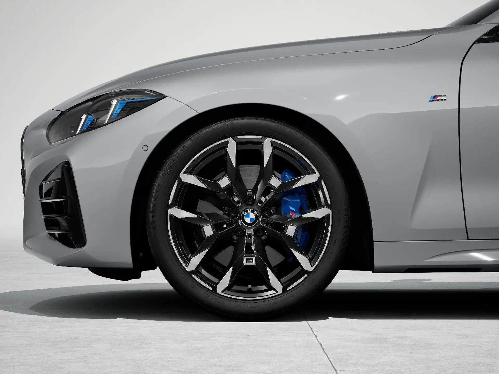 BMW Alufelge M Doppelspeiche 995 bicolor (jet black uni/hochglanzpoliert) 8Jx19 ET27 2er G42 3er G20 G21 4er G22 G23