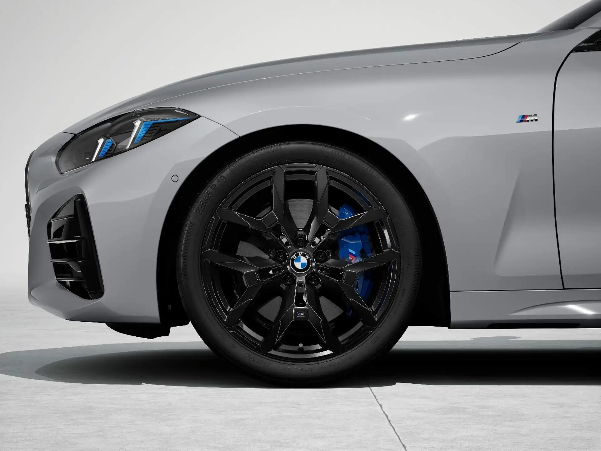 BMW Alufelge M Doppelspeiche 995 jet black uni 8Jx19 ET27 2er G42 3er G20 G21 4er G22 G23