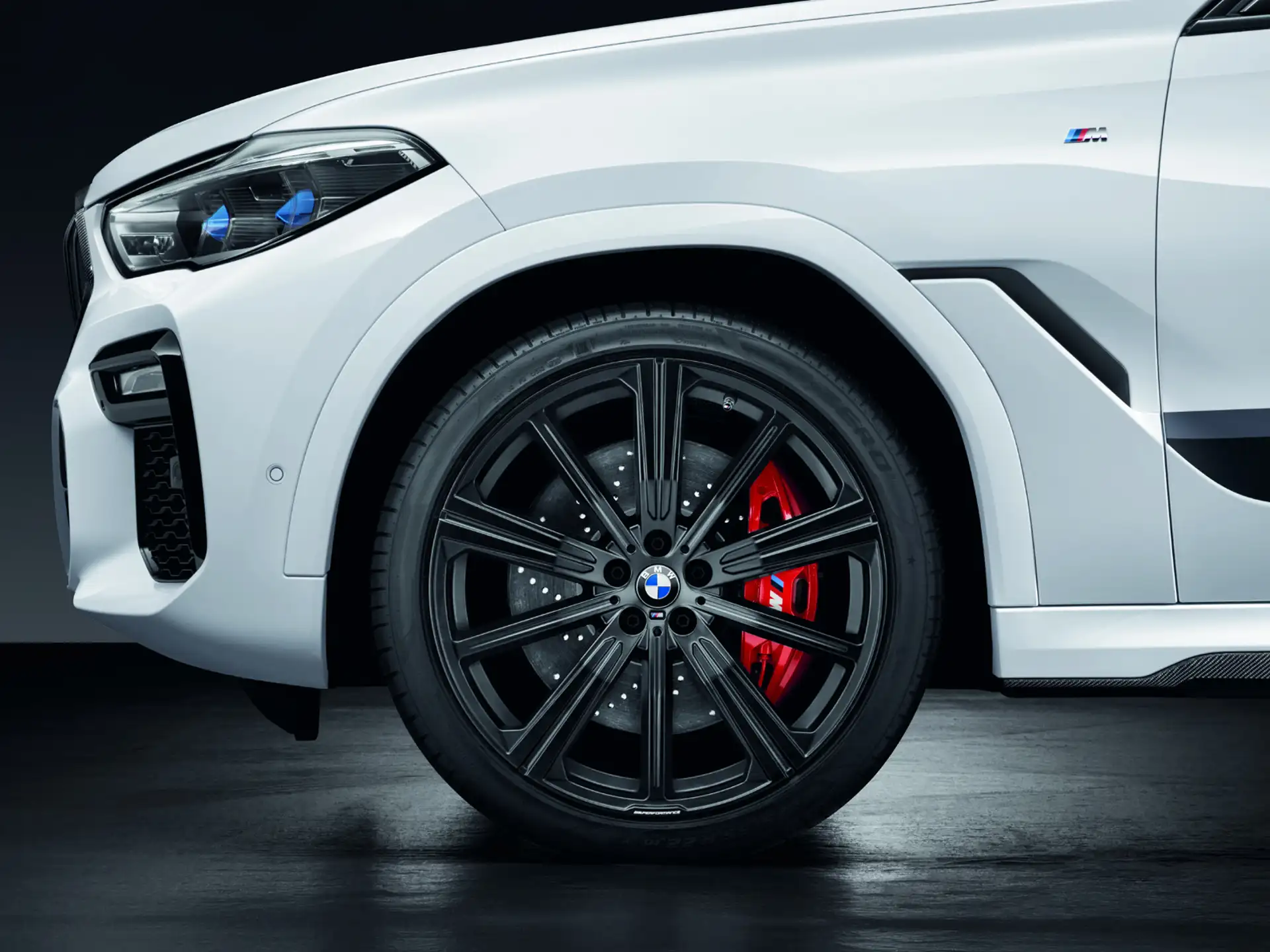 BMW Sommerkompletträder M Performance Sternspeiche 749M jetblack matt 22 Zoll RDCi X5 G05 LCI X6 G06 LCI Continental (Mischbereifung)
