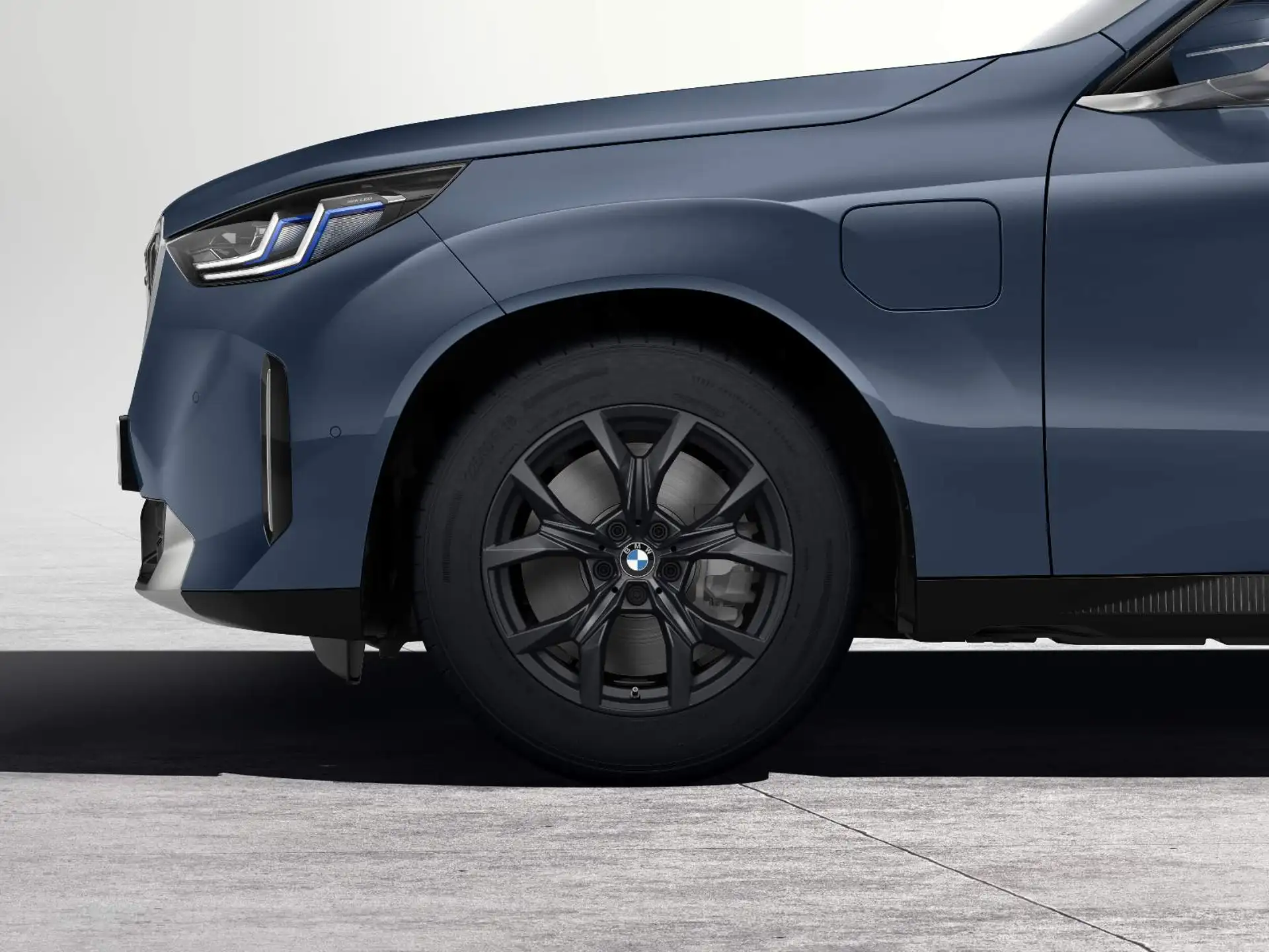 BMW Alufelge Y-Speiche 921 frozen midnight grey 8Jx18 ET15 X3 G45