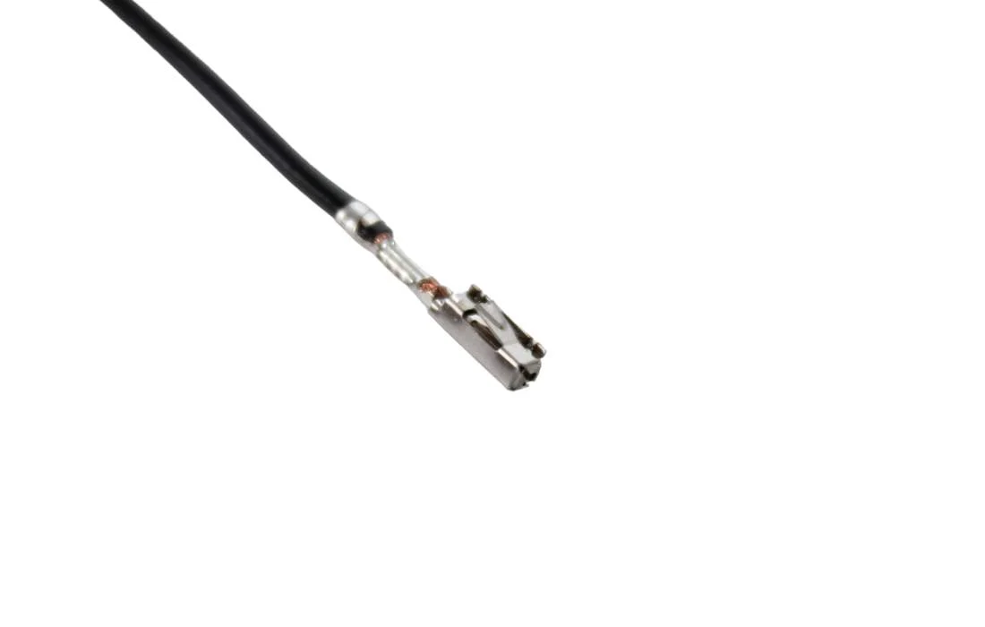 BMW Buchsenkontakt MQS mit Kabel  0,2- 0,5MM² 61130005197
