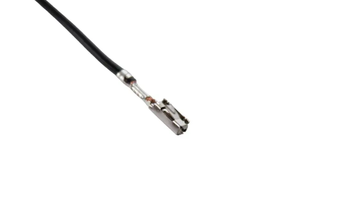 BMW Buchsenkontakt MQS mit Kabel 0,2- 0,5MM² 61130005197