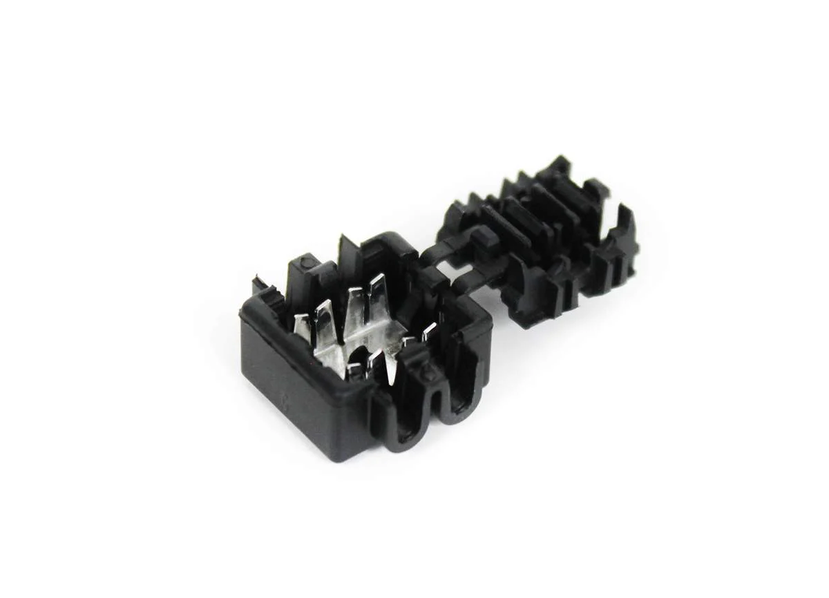 BMW Verbindungsstück 2-fach E30 E34 E36 E38 E39 E46 E52 E53 E60 E61 E63 E64 E65 E66 E70 E71 E72 E81 E82 E83 E84 E85 E86 E87 E88 E89 E90 E91 E92 E93 F01 F02 F04 F06 F07 F10 F11 F12 F13 F15 F16 F20 F21 F25 F30 F31 F32 F34 F39 F45 F46 F48 F85 F86 F90 G01 G02