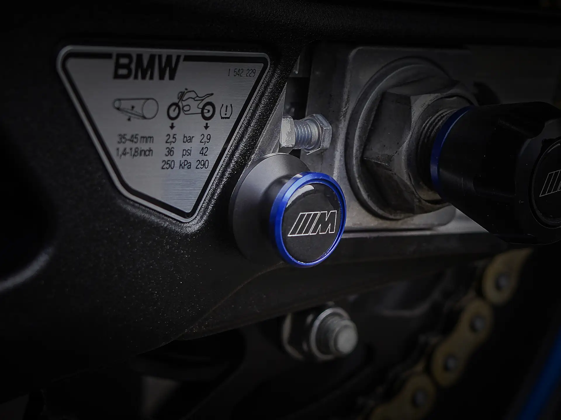 BMW Satz Montageständeraufnahme K67