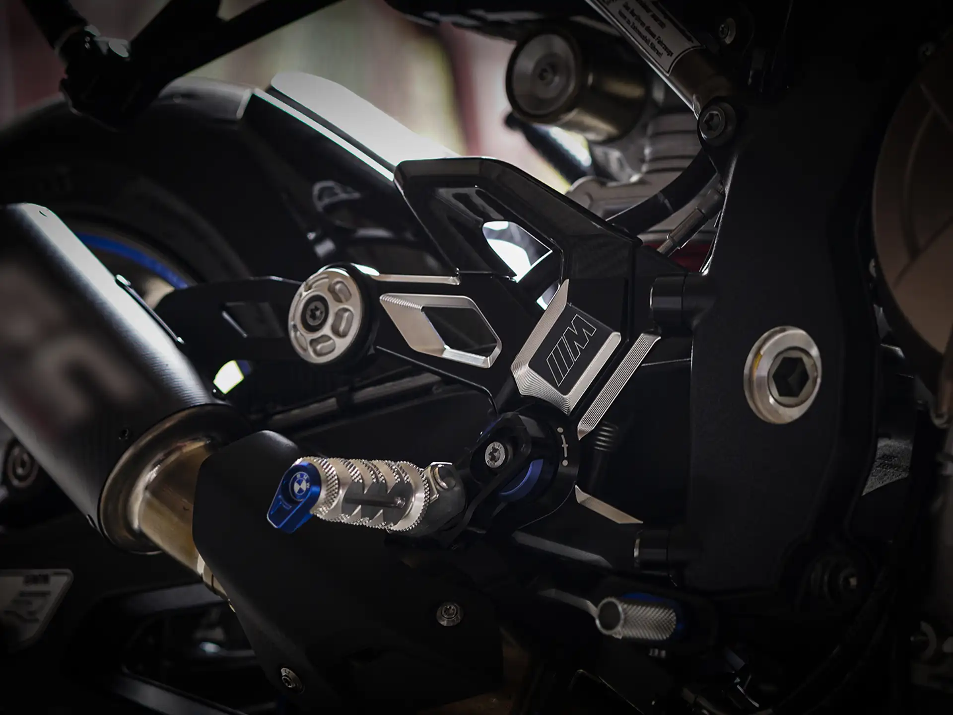 BMW Satz Fussrastenanlage rechts für Motorrad K63