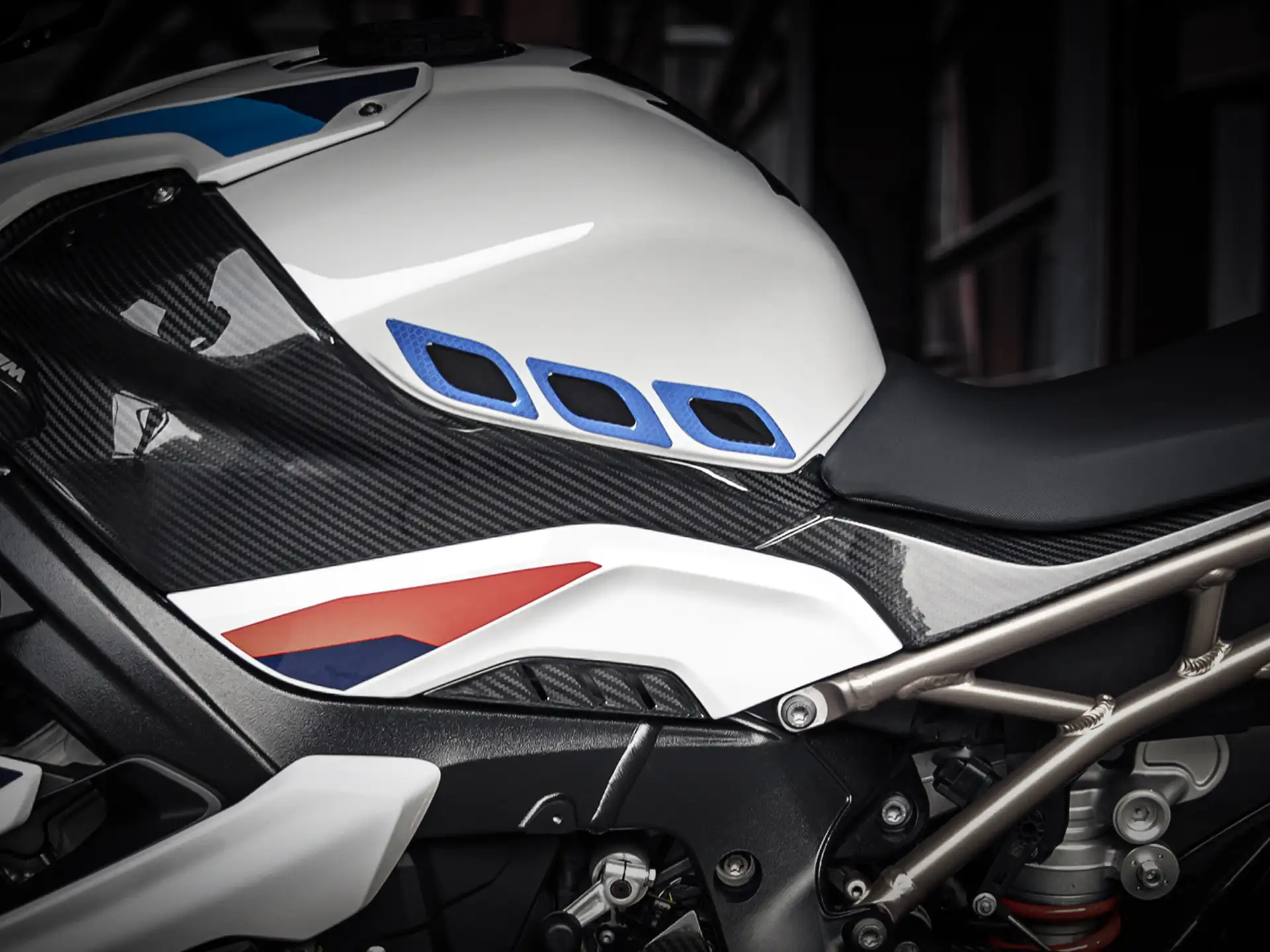 BMW M Carbon Tankblenden K63 K66 K67