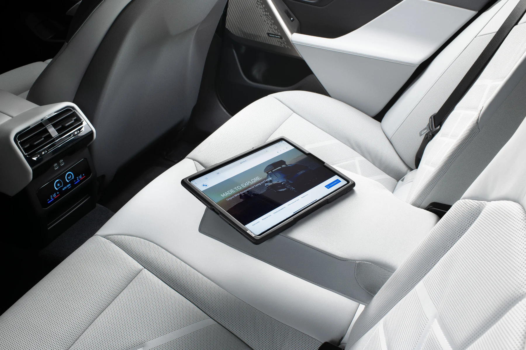 BMW Safety Case für diverse 11"-Tablets