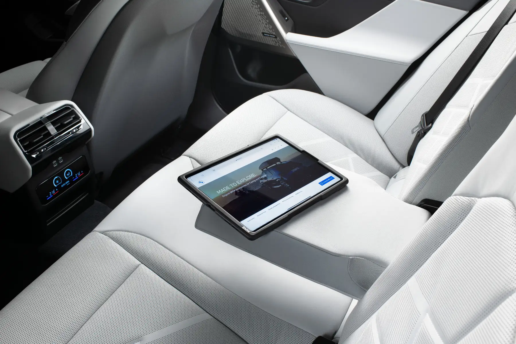 BMW Safety Case für diverse 11"-Tablets