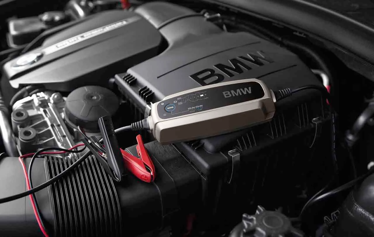 BMW Batterieladegerät 5,0 Ampere