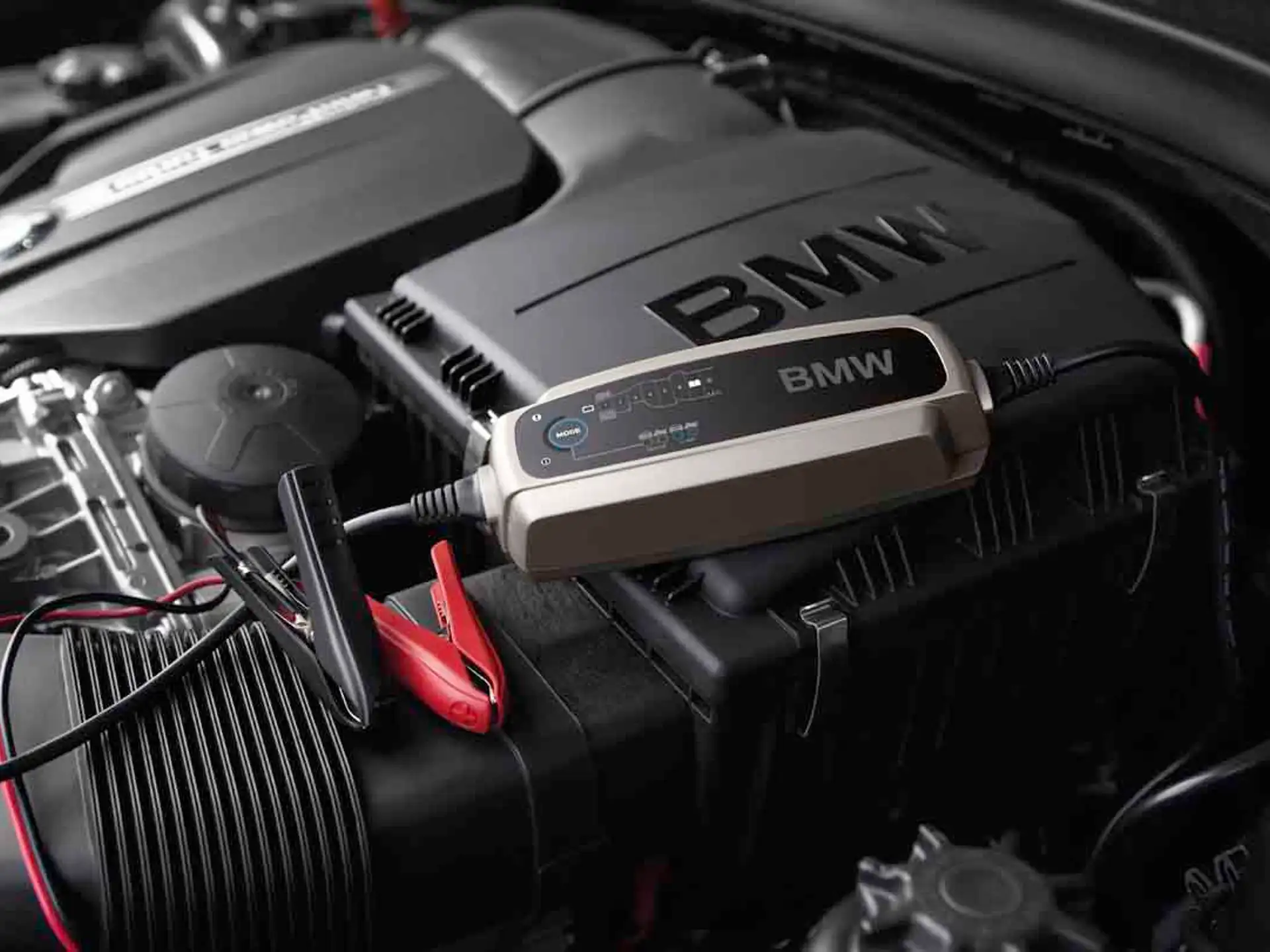 BMW Batterieladegerät 5,0 Ampere