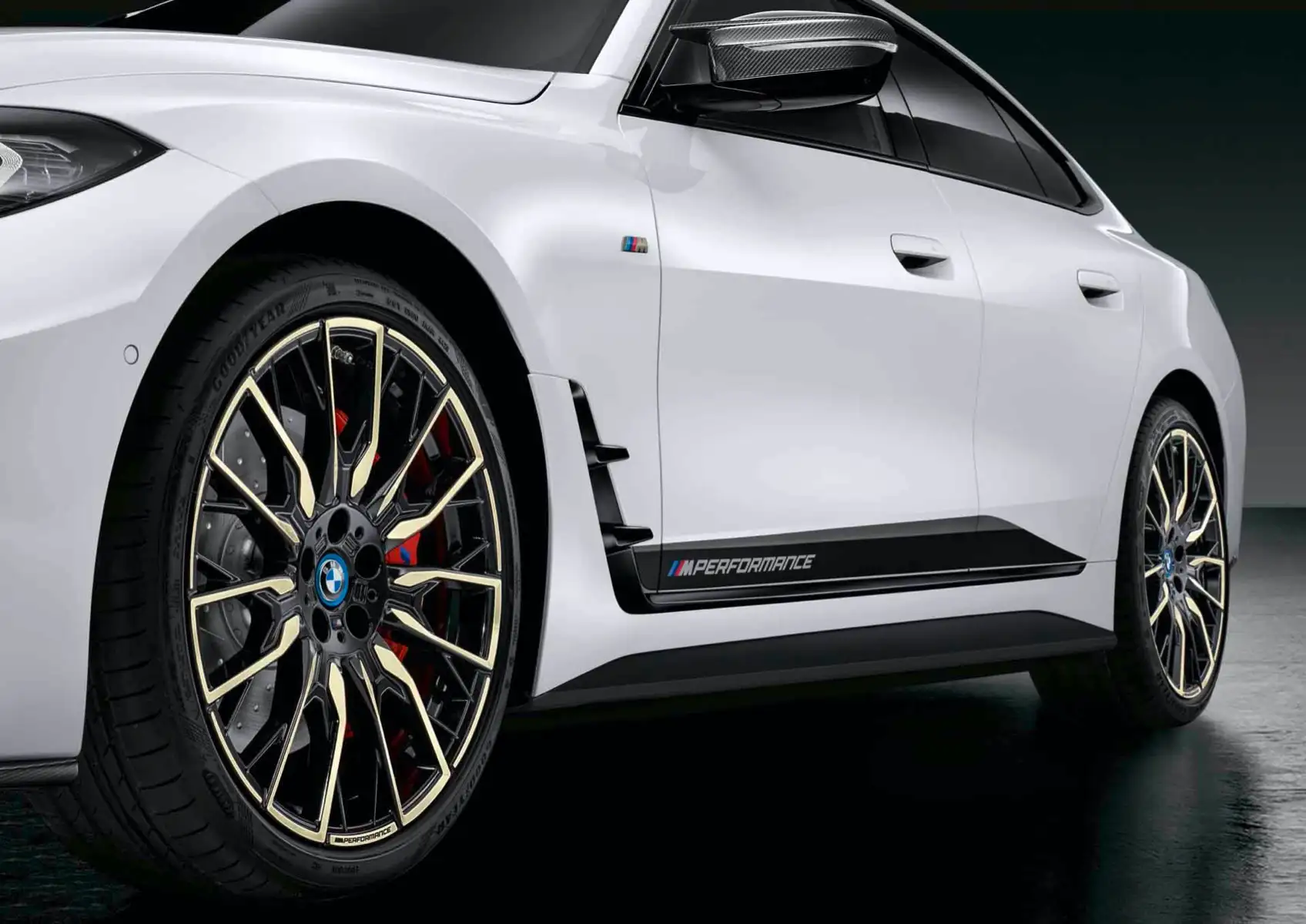 BMW M Performance Folierung Frozen Black links/rechts 4er Gran Co