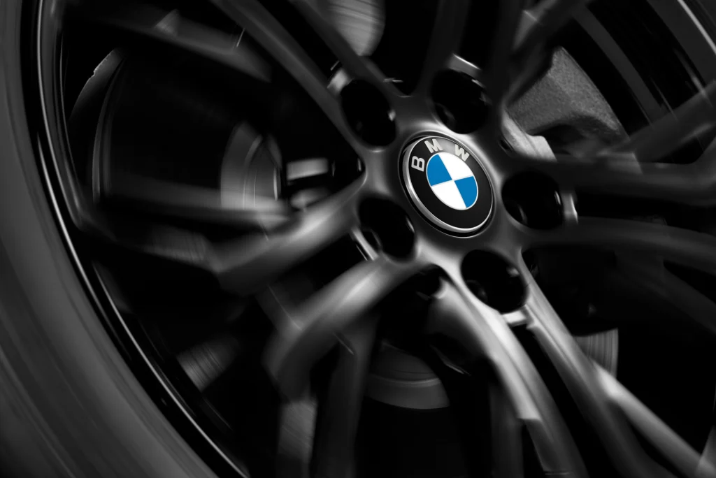 BMW Satz Nabenabdeckung feststehend 56 mm