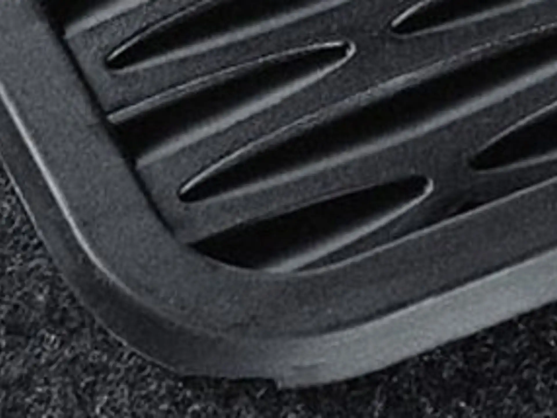 BMW Satz Gummimatten vorn E46 82559408540