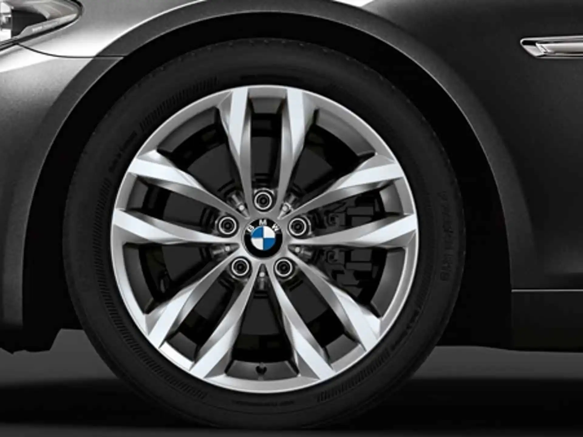 BMW Alufelge Doppelspeiche 609 silber 9Jx18 ET44 5er F10/F11 Hinterachse