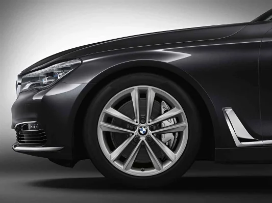 BMW Alufelge Doppelspeiche 630 bicolor (reflexsilber / glanzgedreht) 8,5J x 19 ET 25 Vorderachse / Hinterachse