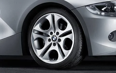 BMW Alufelge Ellipsoidstyling 107 silber 8Jx18 ET47 Z4 E85/E86  Vorderachse