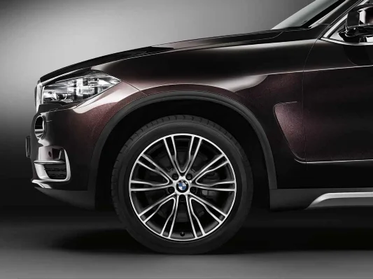 BMW Alufelge Individual V-Speiche 551 silber/glanzgedreht 10Jx20 ET40 X5 F15 X6 F16
