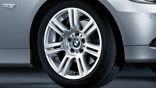 BMW Alufelge M Doppelspeiche 194 silber 8J ET34 3er E90/E91/E92/E
