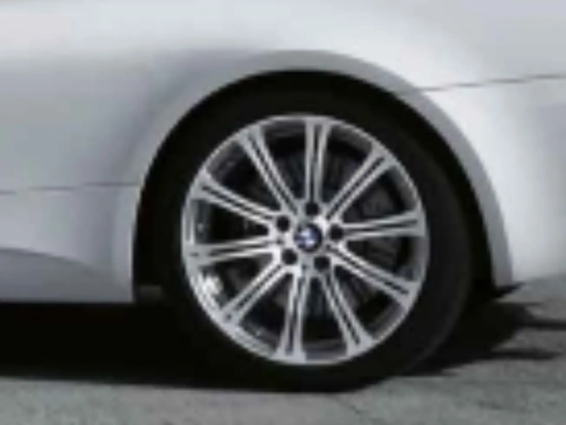 BMW Alufelge M Doppelspeiche 220 geschmiedet 9,5Jx19 ET23 3er E90/E92/E93