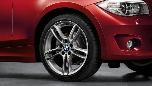BMW Alufelge M Doppelspeiche 261 ferricgrey 8,5Jx18 ET52 1er E81/E82/E87