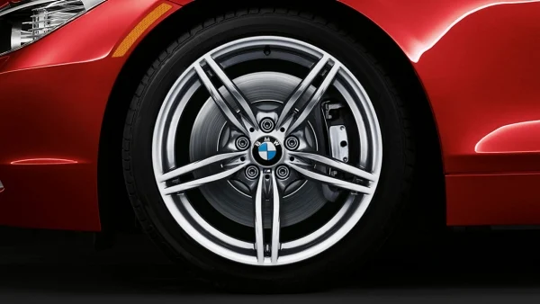 BMW Alufelge M Doppelspeiche 326 silber 8Jx19 ET29 Z4 E89 Vorderachse