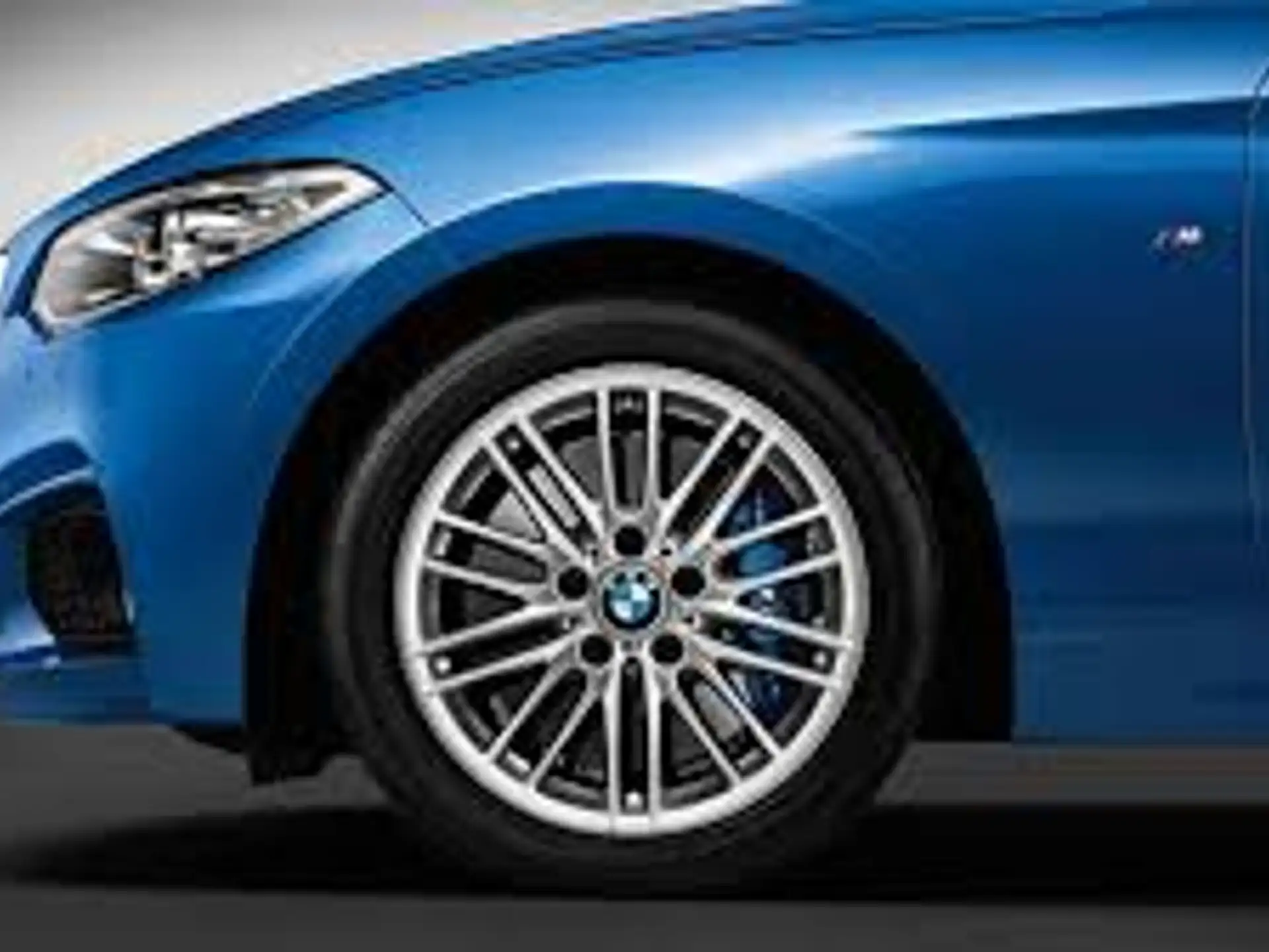 BMW Alufelge M Doppelspeiche 460 silber 8Jx17 ET53 1er F20/F21 2er F22/F23