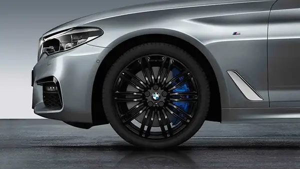 BMW Alufelge Doppelspeiche 664M jet black uni 8J ET30 5er G30/G31