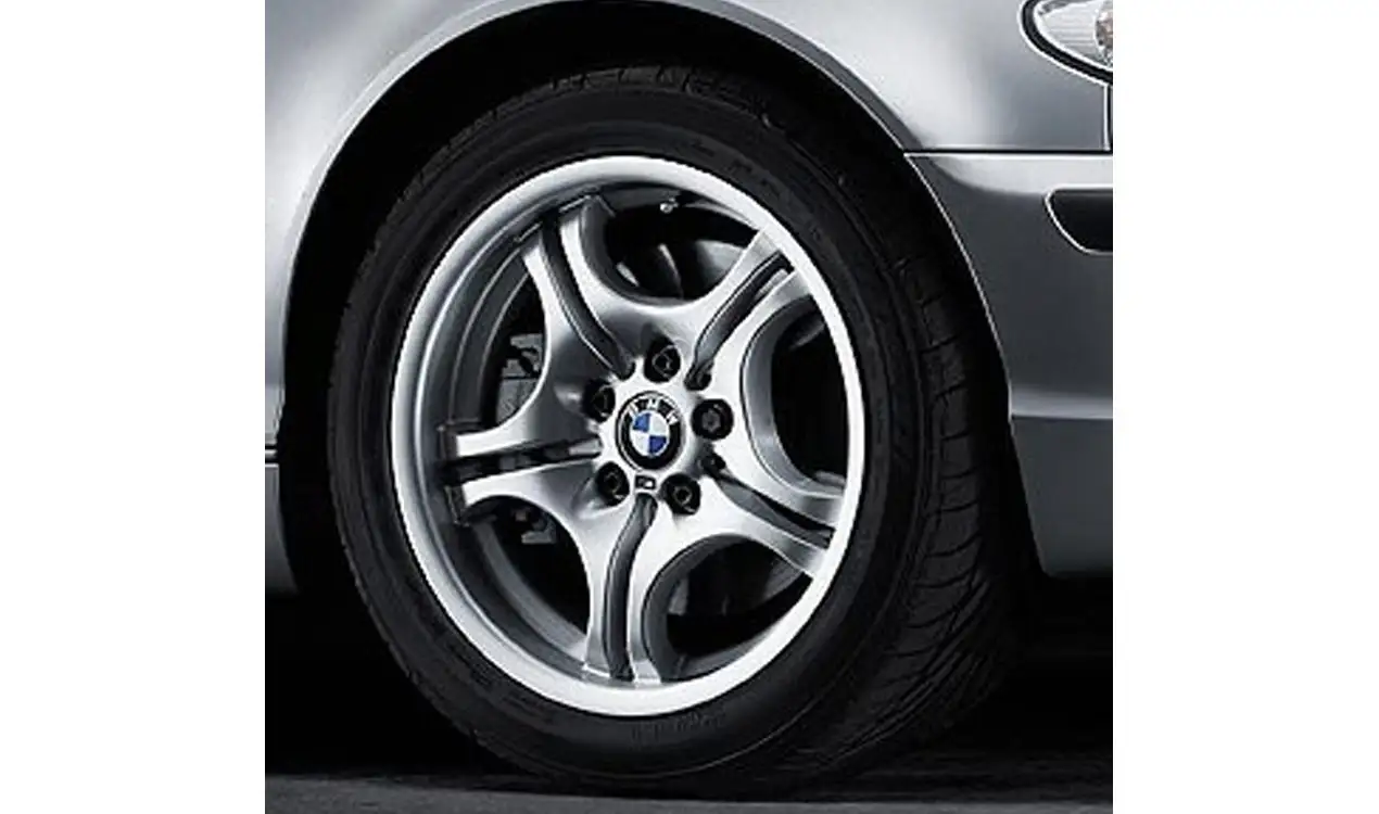 BMW Alufelge M Doppelspeiche 68 silber 7,5J ET41 3er E46 Vorderac