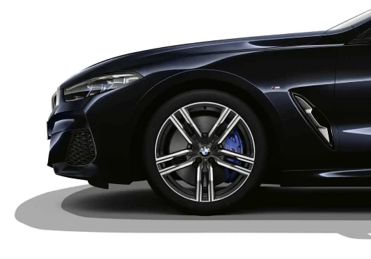 BMW Alufelge M Performance Doppelspeiche 727 bicolor (orbitgrey / glanzgedreht) 8J x 19 ET 26 Vorderachse BMW 8er G14 G15 G16