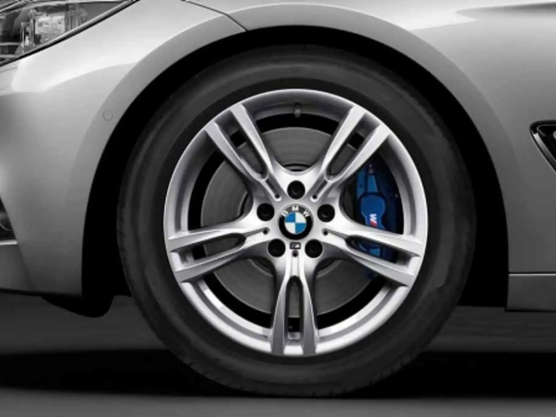 BMW Alufelge M Sternspeiche 400 silber 9Jx18 ET42 3er F34 GT Hinterachse