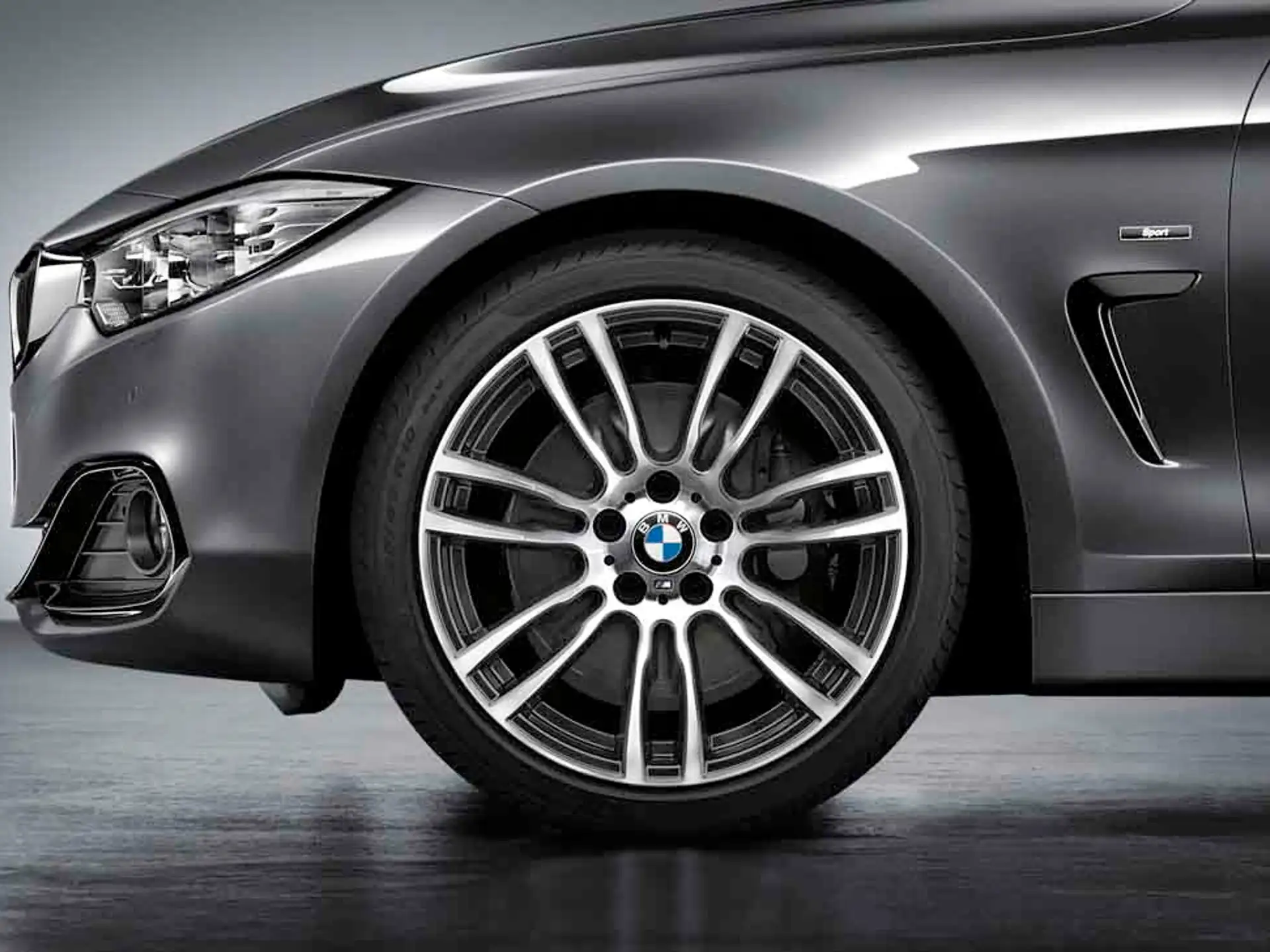 BMW Alufelge M Sternspeiche 403 ferricgrey 8,5Jx19 ET47 3er F30/F31 4er F32/F33/F36