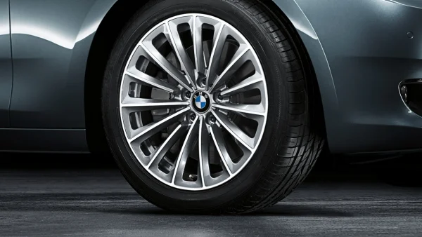 BMW Alufelge Radialspeiche 252 geschmiedet 9,5Jx19 ET39 5er F07 GT 7er F01/F02/F04