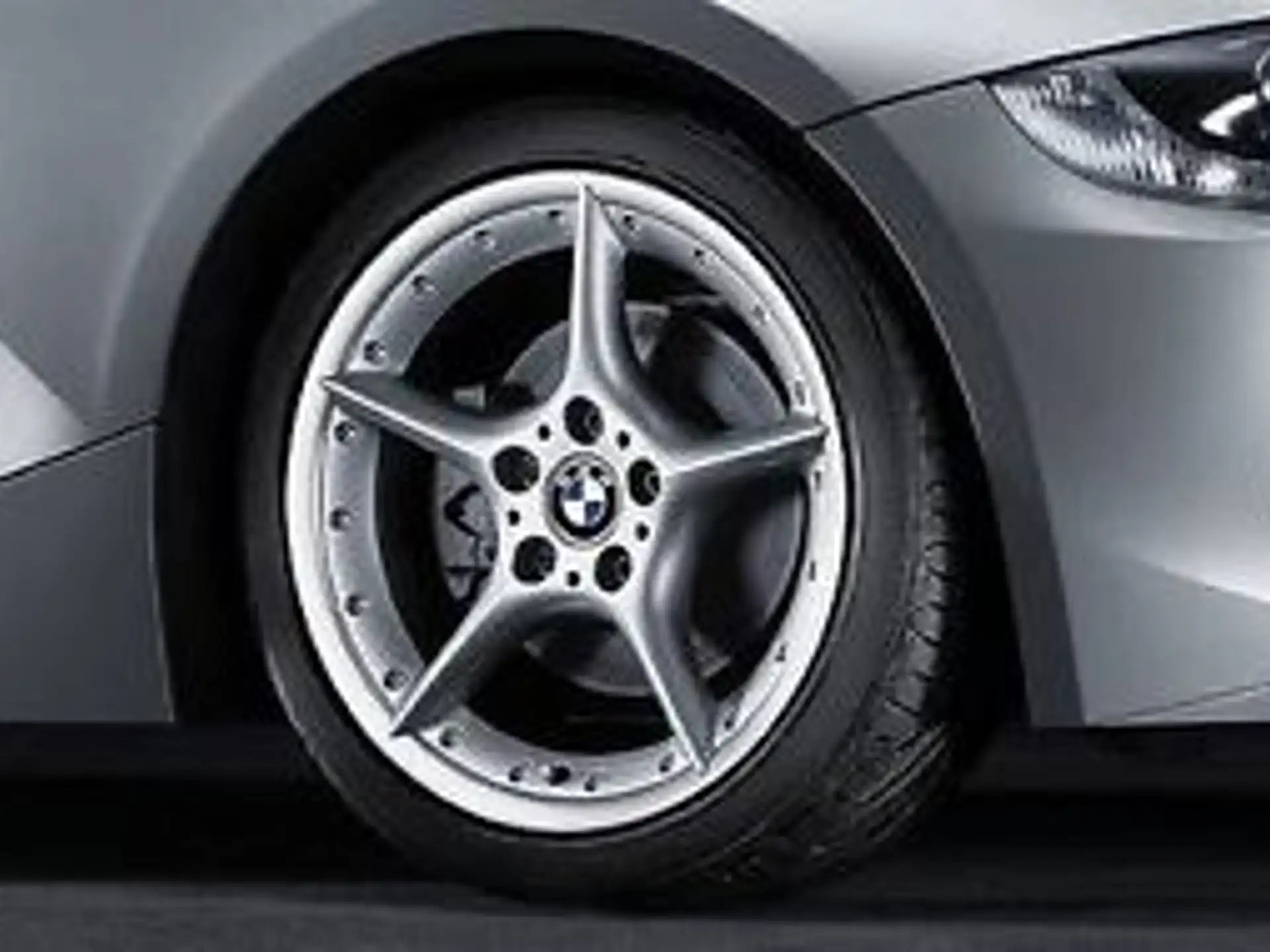 BMW Alufelge Sternspeiche 108 silber 8,5Jx18 ET50 Z4 E85/E86 Hinterachse