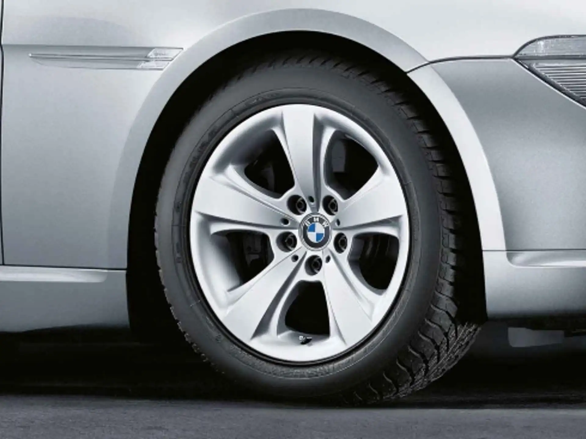 BMW Alufelge Sternspeiche 117 7,5Jx7 ET14 Silber 6er E63/E64 Vorderachse / Hinterachse