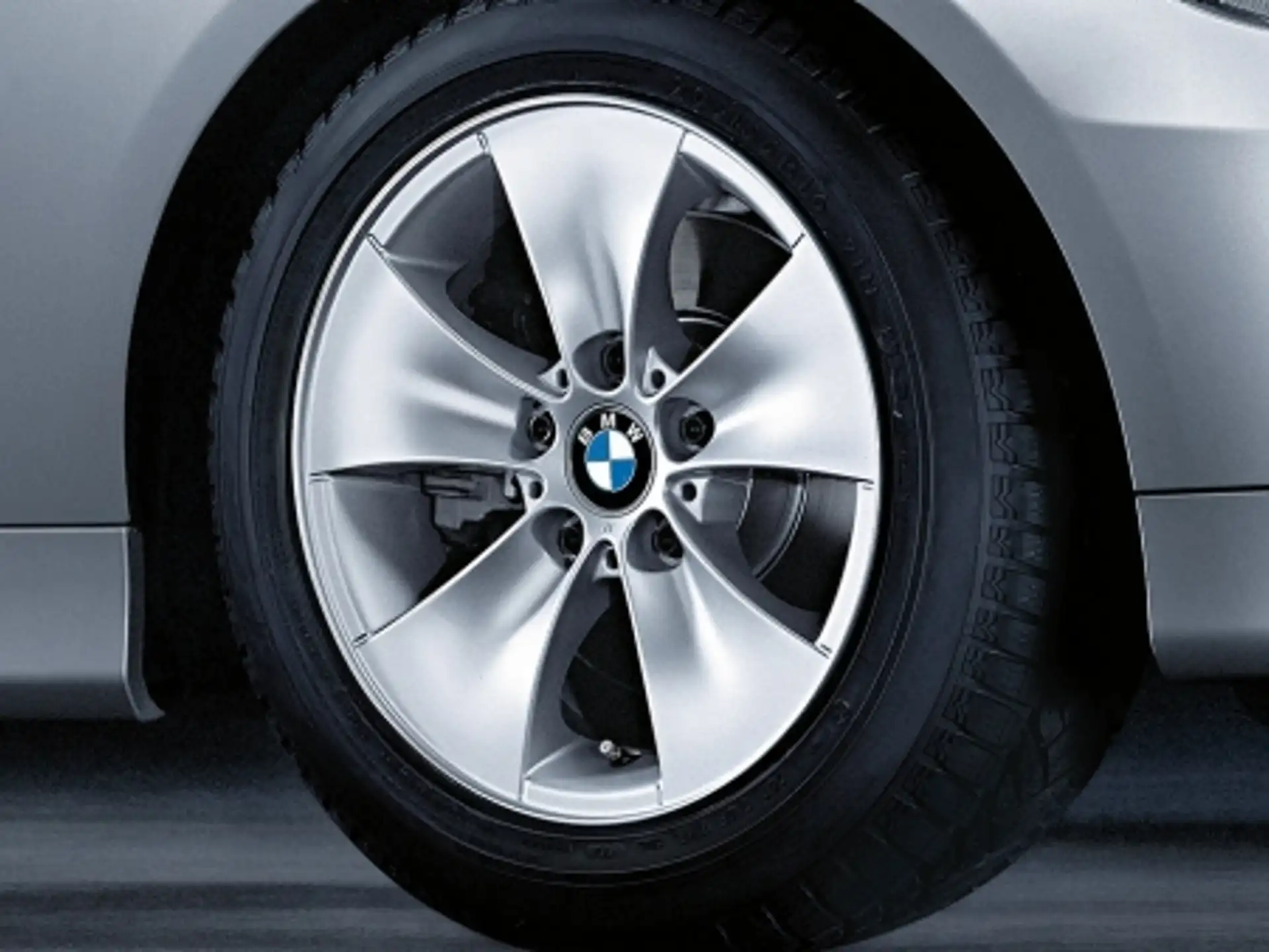 BMW Alufelge Sternspeiche 155 silber 7Jx16 ET34 3er E90/E91 Vorderachse / Hinterachse