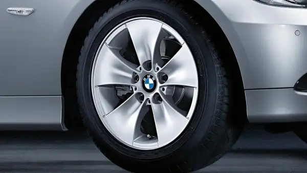 BMW Alufelge Sternspeiche 155 silber 7J ET34 3er E90/E91 Vorderac