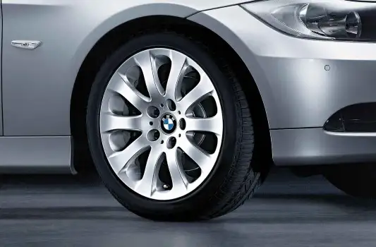 BMW Alufelge Sternspeiche 159 silber 8J ET34 3er E90/E91/E92/E93